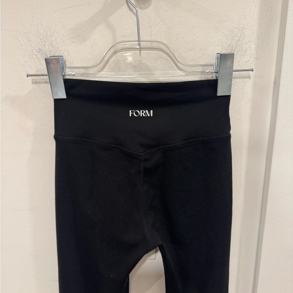 Form Core Leggings - Picture 6 of 6
